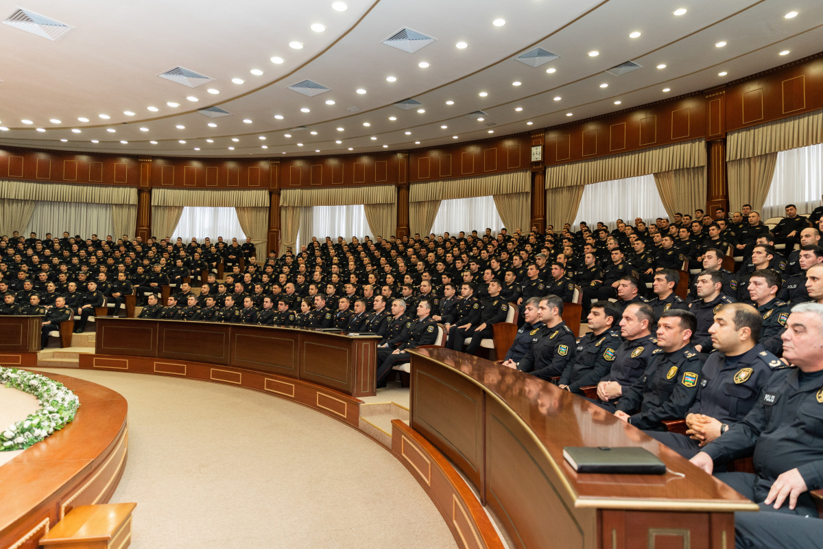 Глава МВД Азербайджана поставил требование перед каждым полицейским