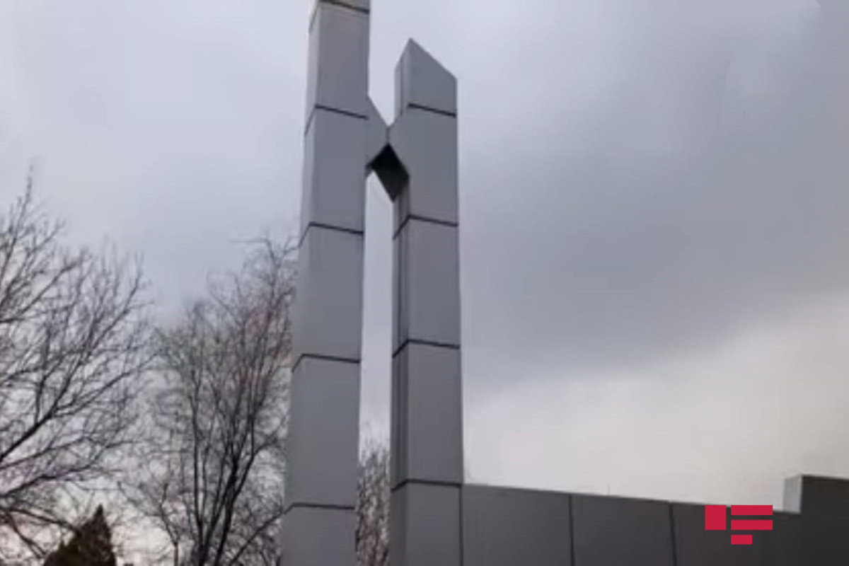 Снесен памятник коммунистам в Нахчыване-ФОТО 