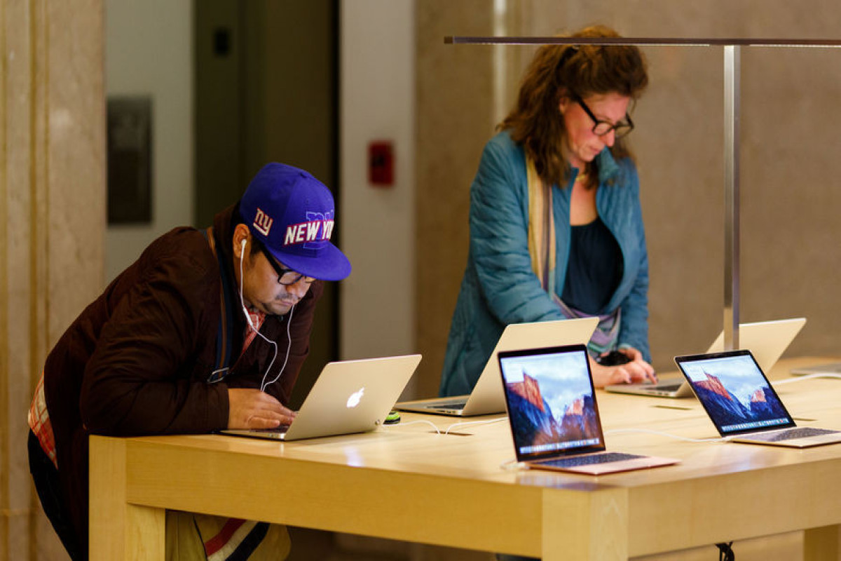 Bloomberg: Apple готовит свой первый ноутбук с сенсорным экраном