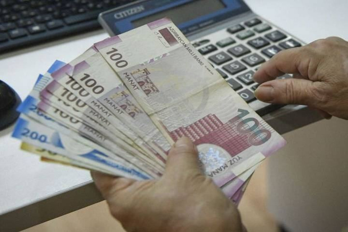 В Азербайджане повышены зарплаты бюджетников  - ТАБЛИЦА 