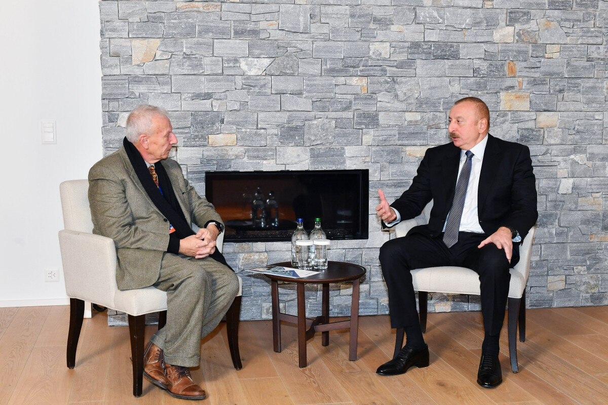 Ильхам Алиев встретился с Рафиком Ханбали