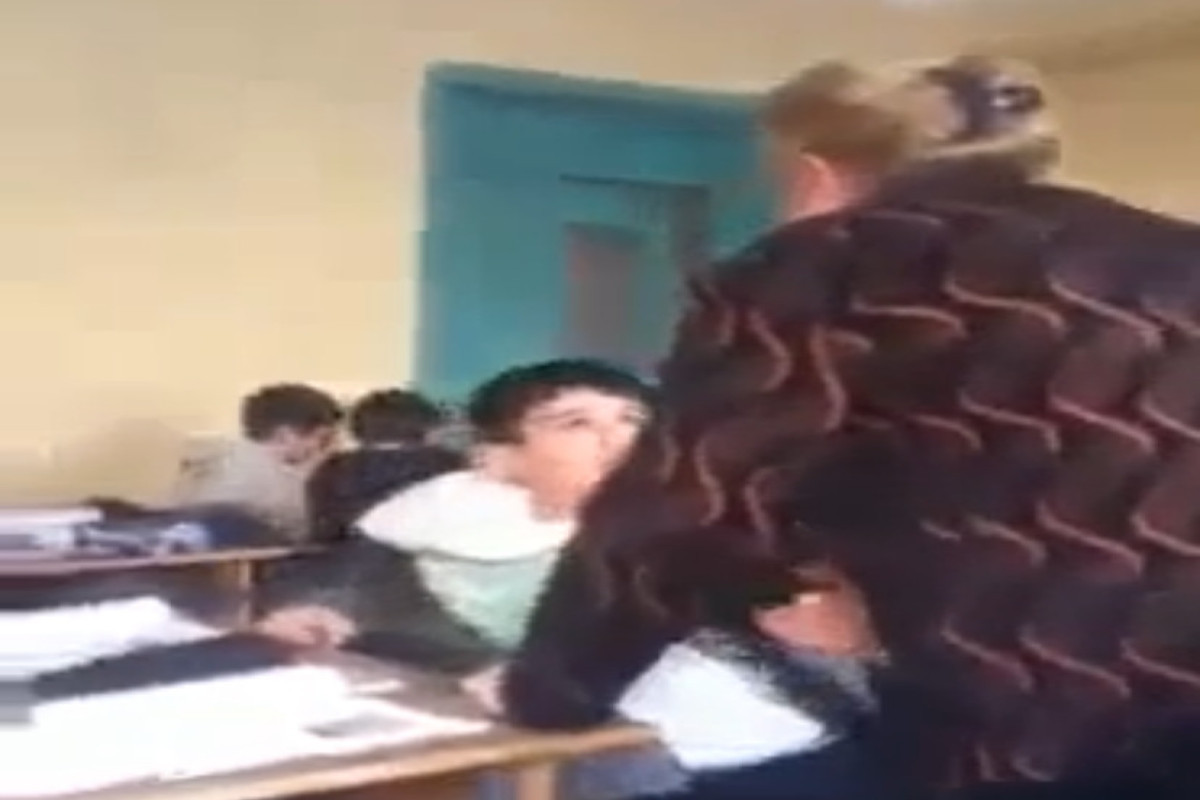 Внесена ясность в инцидент между учителем и учащимися в Баку-ВИДЕО 