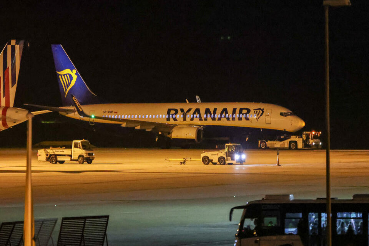 Сообщение о бомбе в самолете Ryanair оказалось ложным-ОБНОВЛЕНО 