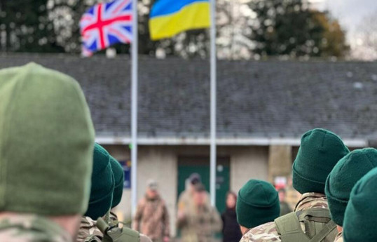 Великобритания передала Украине вертолет Sea King
