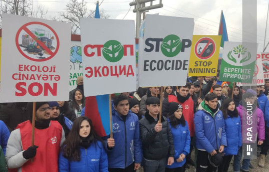 Акция на дороге Ханкенди-Лачин продолжается