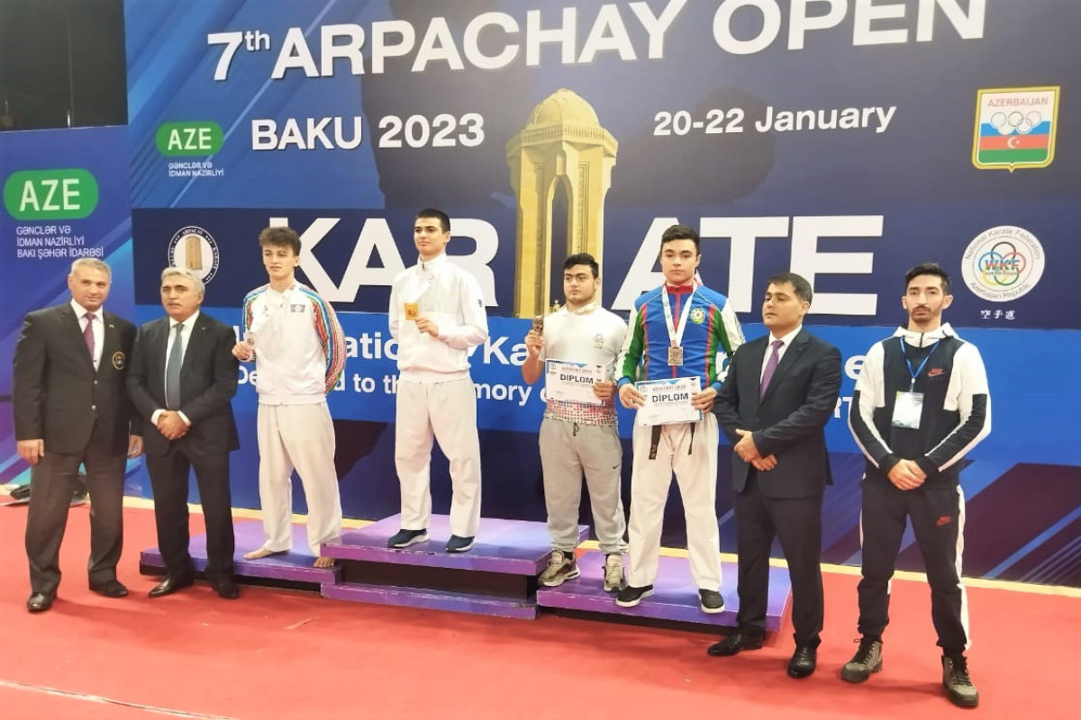 Команда МЧС по карате успешно выступило на турнире в Баку-ФОТО 