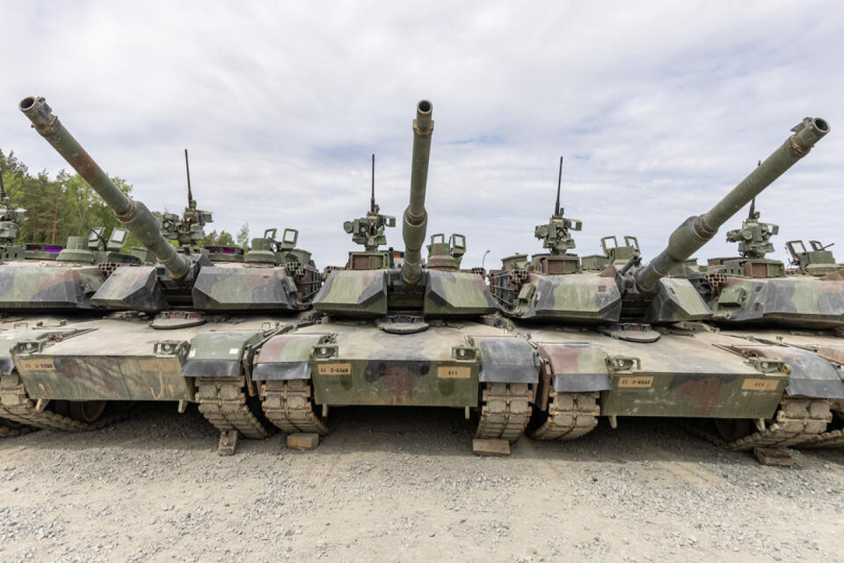 Байден готов отдать Киеву десять танков Abrams, чтобы...