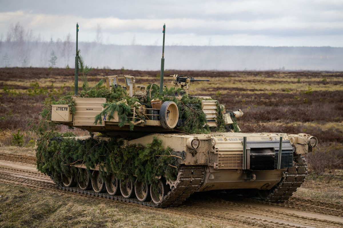 Байден объявит о решении поставить Украине танки Abrams - Сегодня  