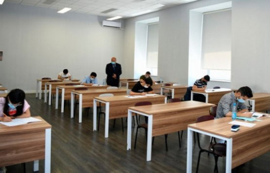 В одном из вузов Азербайджана планируют отменить сессии и выдавать неакадемические транскрипты