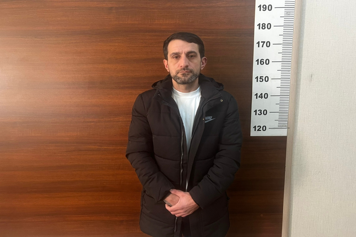 В Баку задержан мужчина, совершивший разбойное нападение на магазин