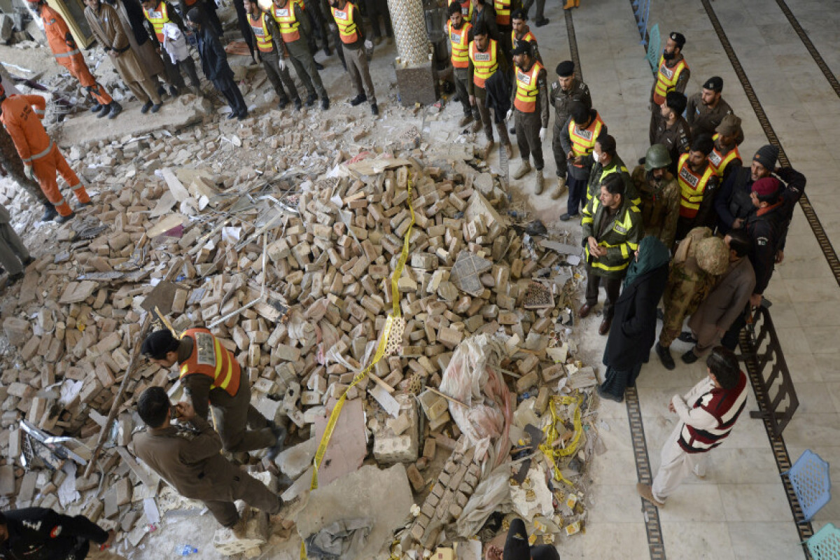 При взрыве в мечети в Пакистане погибли 93, пострадали 220 человек-ВИДЕО -ОБНОВЛЕНО-5 