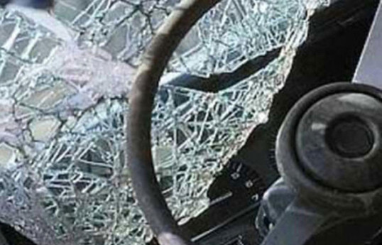 На трассе Баку-Губа перевернулся автомобиль, 3 человека погибли