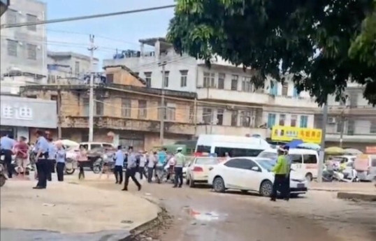 В Китае мужчина с ножом напал на детский сад: шесть погибших