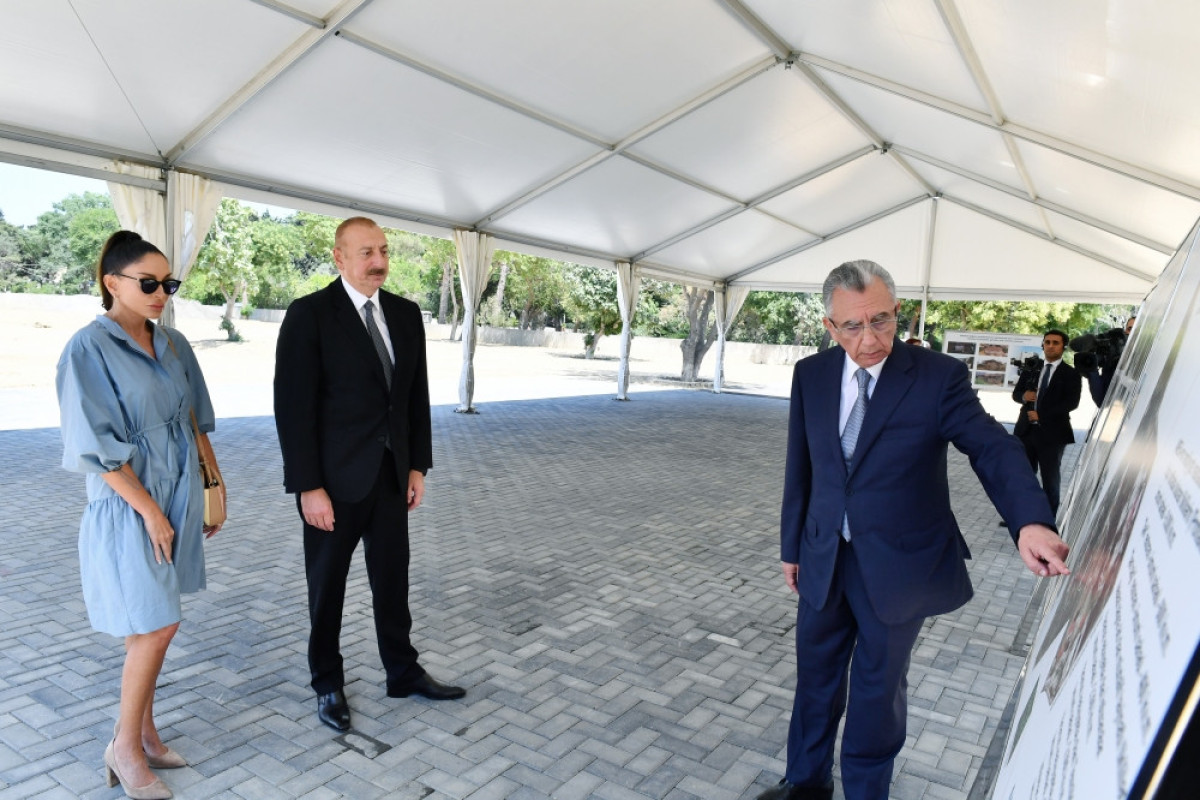 Президент Азербайджана и первая леди ознакомились с ходом работ, проводимых в Центральном ботаническом саду-ФОТО 