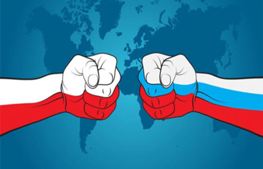 Россия закрывает консульство Польши в Смоленске: Варшава обещает симметричный ответ