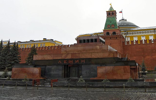 Россиянин пытался сжечь Ленина вместе с Мавзолеем