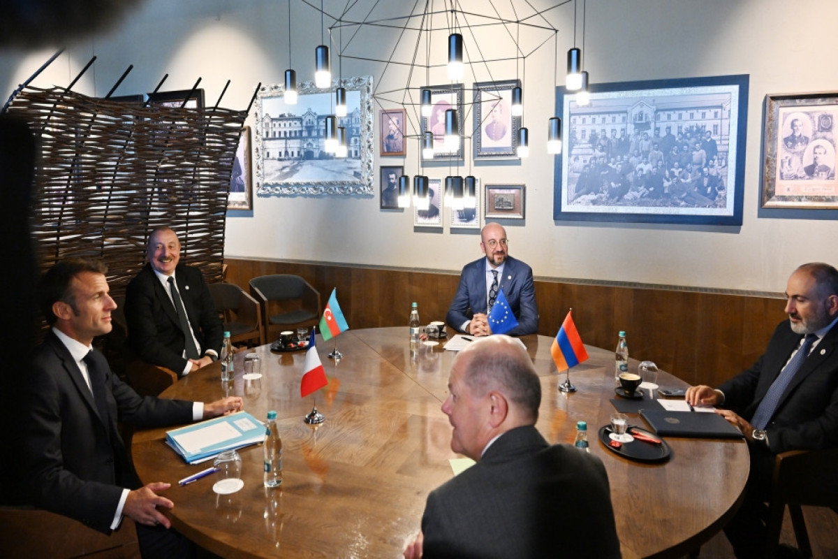 В Кишиневе состоялась неформальная встреча  лидеров Азербайджана, Армении, ЕС, Германии и Франции