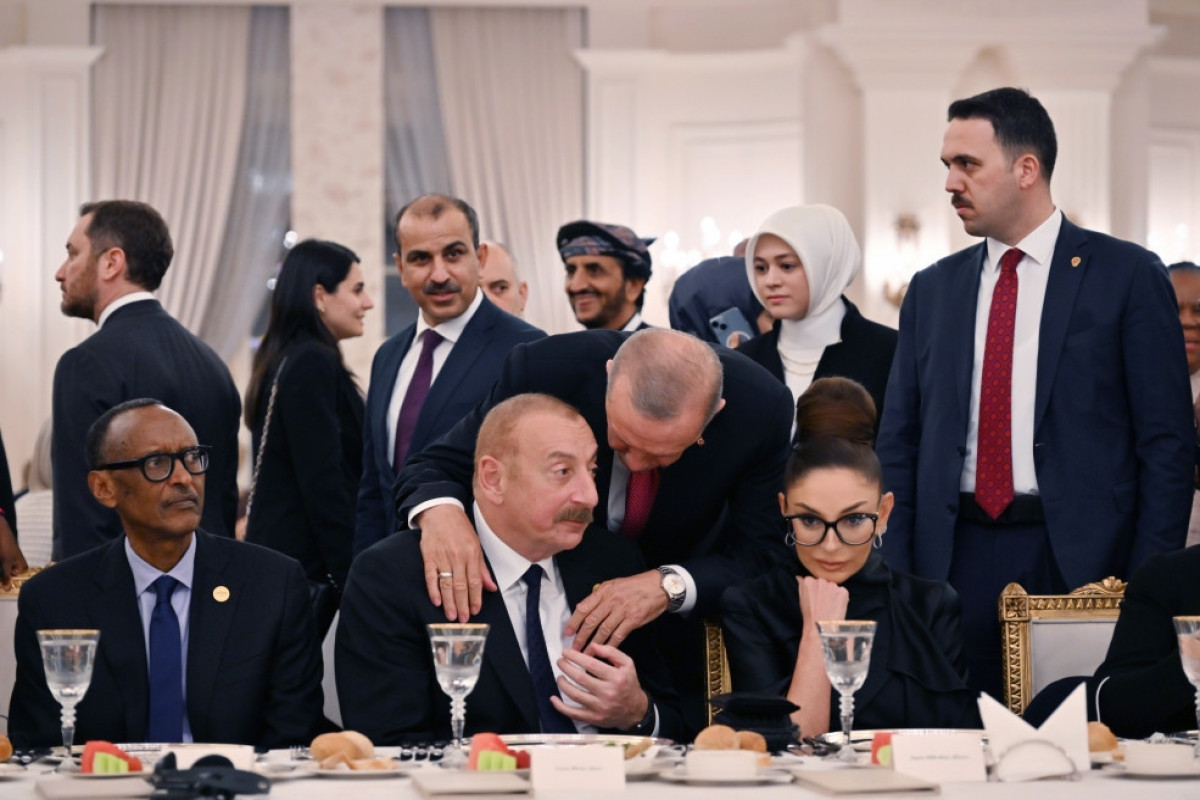 Президент Азербайджана и Первая леди приняли участие в ужине от имени президента Турции-ФОТО 
