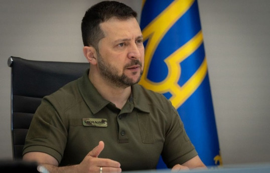 Владимир Зеленский: Каховскую ГЭС извне взорвать нереально