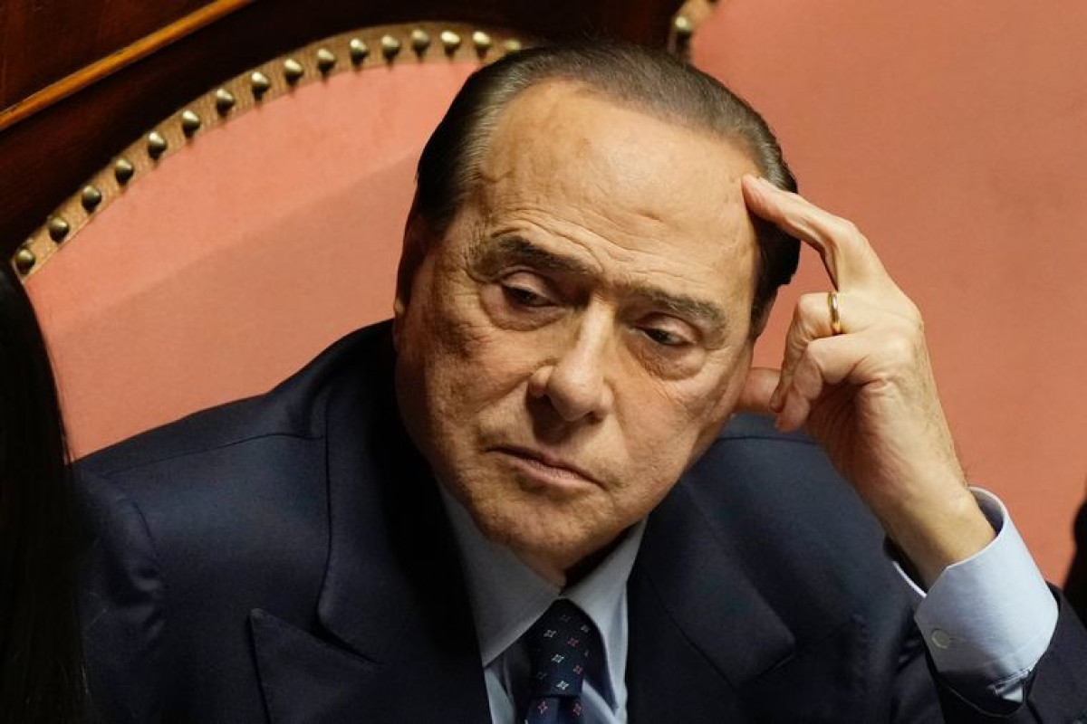 Сильвио Берлускони снова госпитализировали