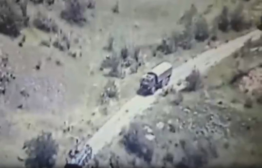 РМК продолжает сопровождать военные колонны сепаратистов в Карабахе-ВИДЕО 