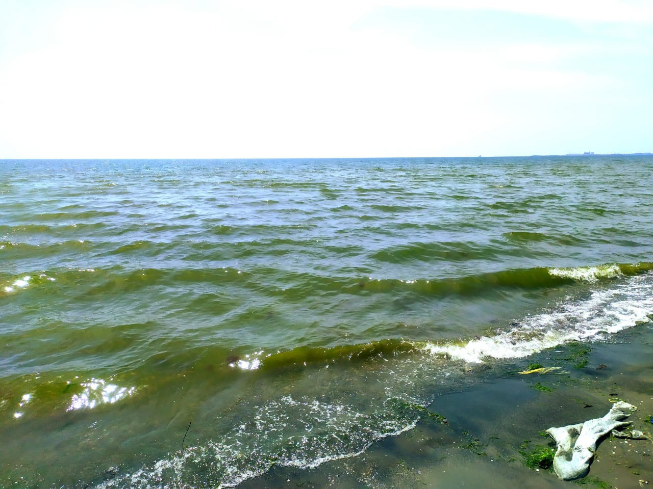 Каспийское море уходит вода