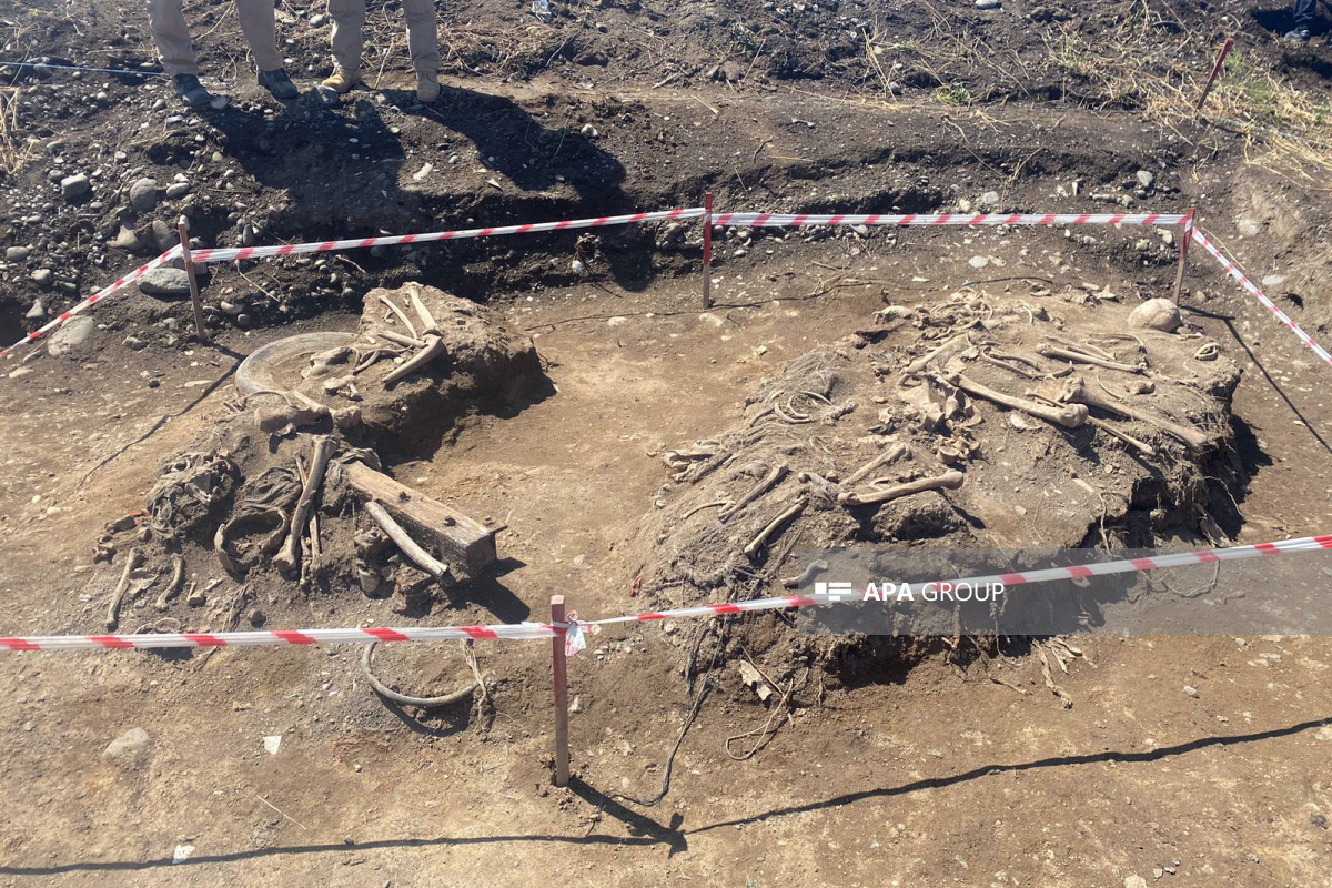 На освобожденной территории в Агдаме обнаружено массовое захоронение-ФОТО 