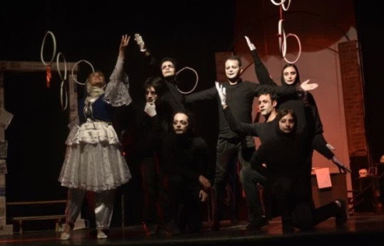 Иранские власти закрыли театр "Шахрияр" из-за исполнения азербайджанского танца-ФОТО -ВИДЕО 