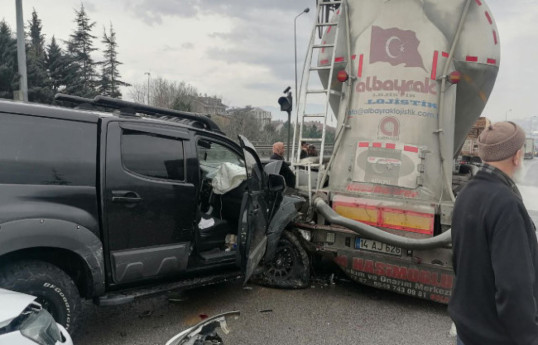 В Турции столкнулись пассажирские автобусы и грузовики, много пострадавших