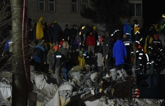 В Турции по делу о рухнувших зданиях арестованы 247 человек
