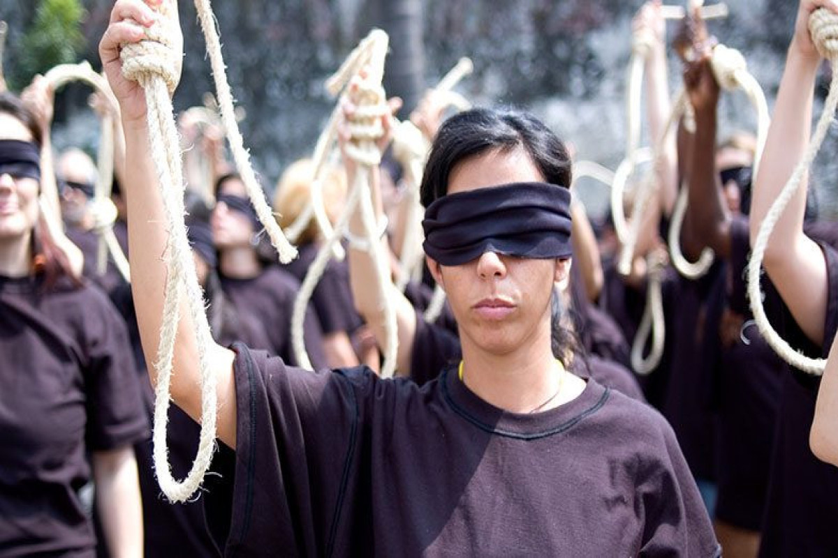 Еще 6 человек в Иране приговорили к смертной казни