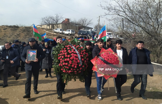 В Товузе похоронен погибший в результате армянской провокации военнослужащий Эшгин Гусейнов-ФОТО 