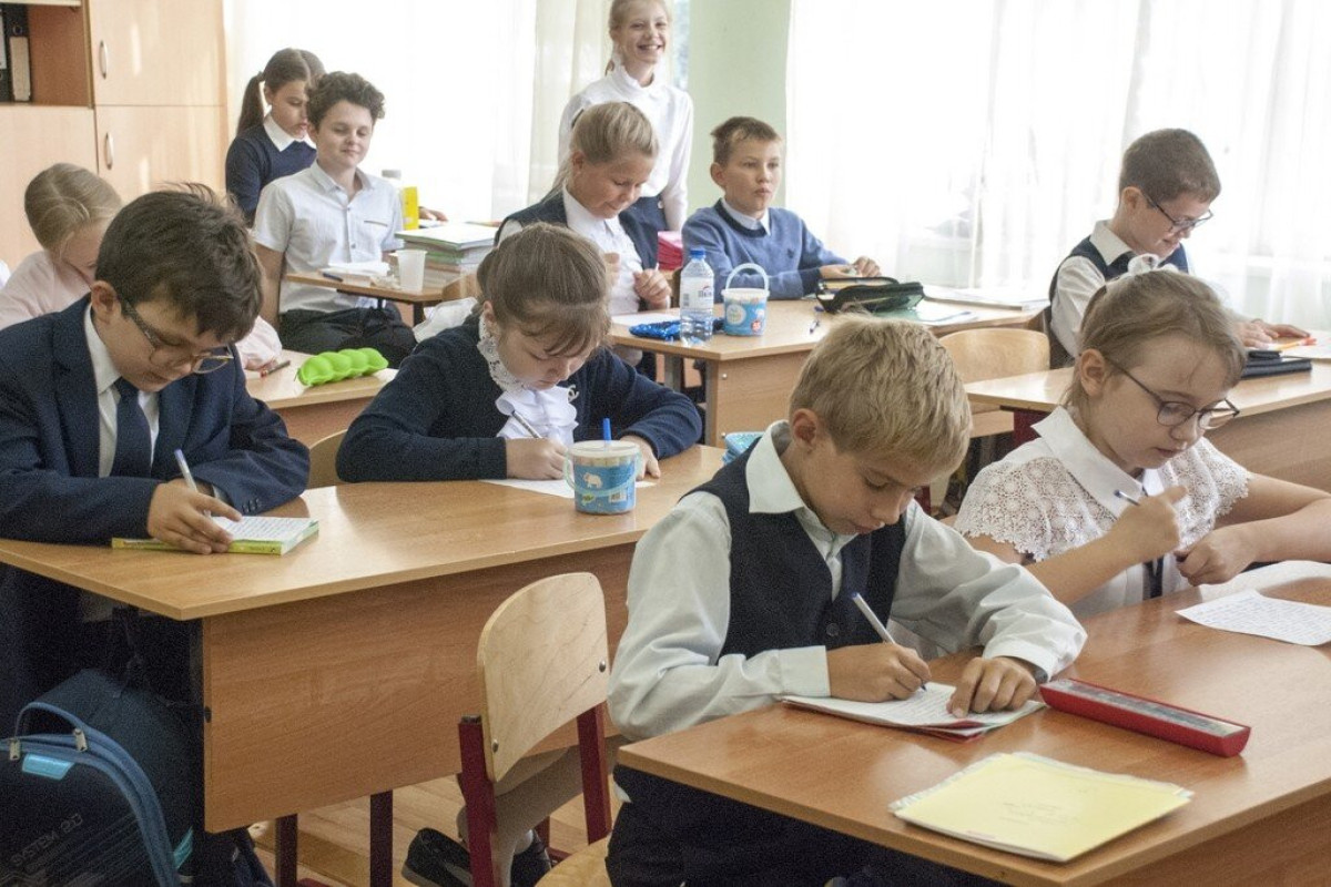 В России на школьных формах учеников может появиться патриотический атрибут