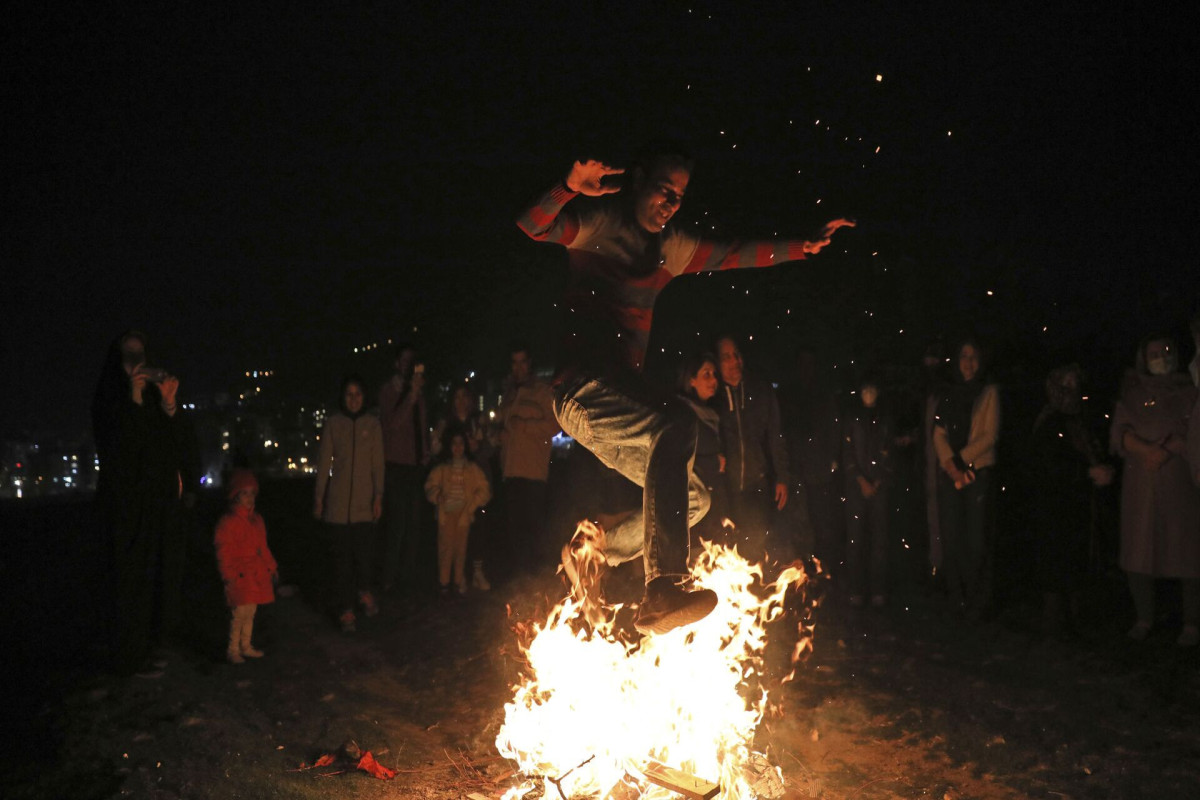 В праздничные вторники Новруза в Иране погибли 19 человек, более 1800 пострадали