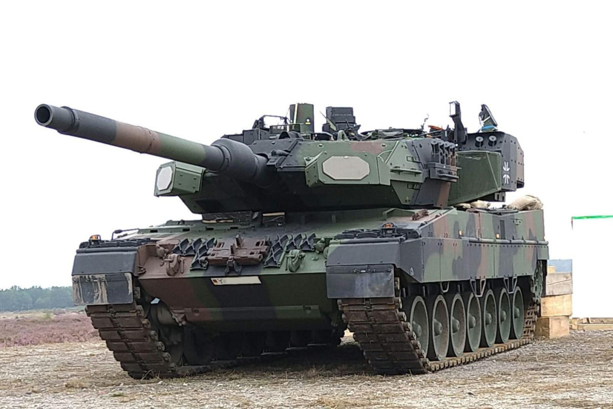 Швеция передаcт Украине 10 танков Leopard и важные компоненты ПВО - Глава Пентагона 