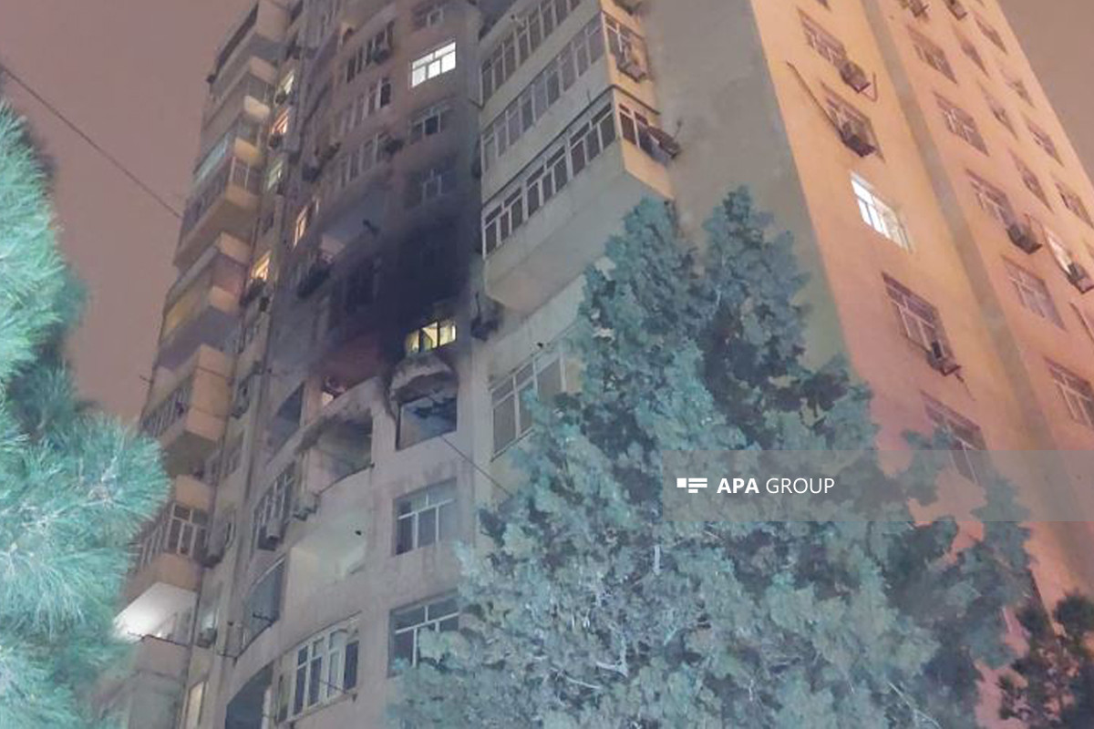 В многоэтажном жилом доме Баку начался пожар -ФОТО -ОБНОВЛЕНО 