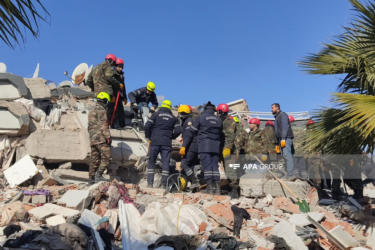Число погибших при землетрясении в Турции превысило 49 500 человек