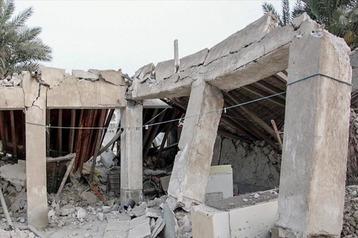 Число пострадавших в результате землетрясения в Иране достигло 165 человек
