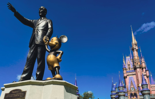 Disney начала процесс увольнения 7 тыс. сотрудников