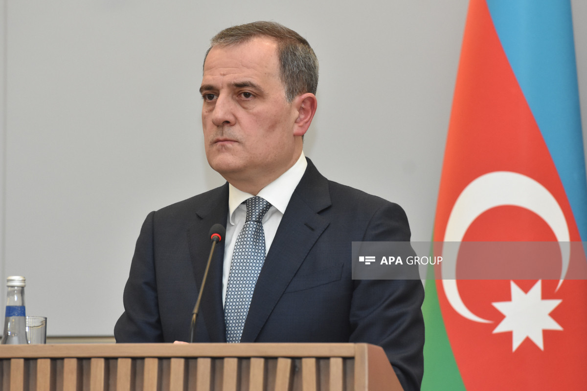 Глава МИД Азербайджана примет участие в открытии посольства в Израиле