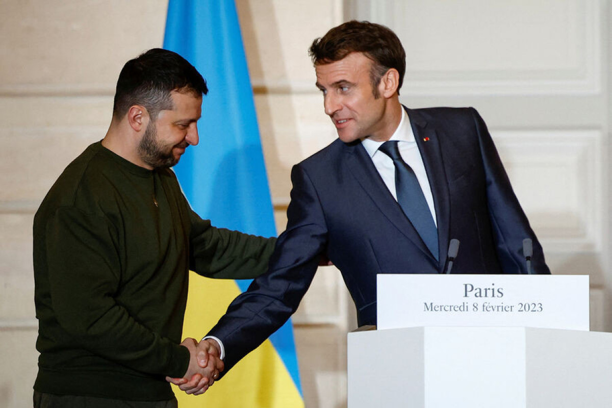 Франция передаст Украине «мощный бронетанковый пакет» - Зеленский 