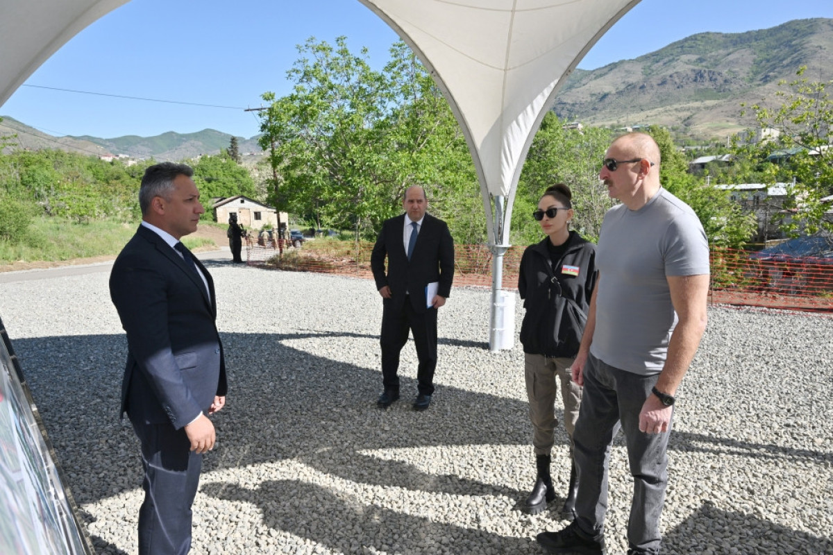 Президент Ильхам Алиев и первая леди Мехрибан Алиева посетили Ходжавендский и Физулинский районы-ОБНОВЛЕНО -ФОТО 
