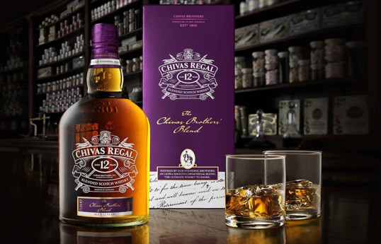 Французский бренд, выпускающий Chivas Regal, Jameson и Ballantineʼs, уходит из России