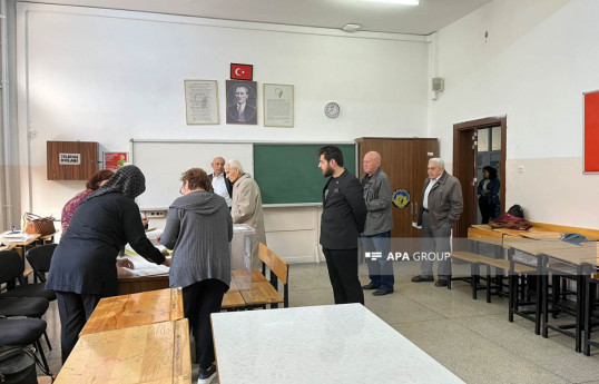 В Турции началось голосование на президентских и парламентских выборах