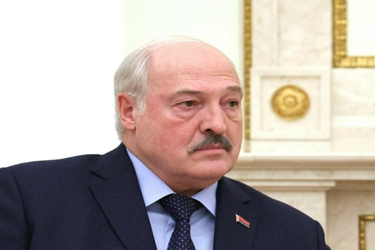 Лукашенко объяснил повышение боеготовности армии Беларуси