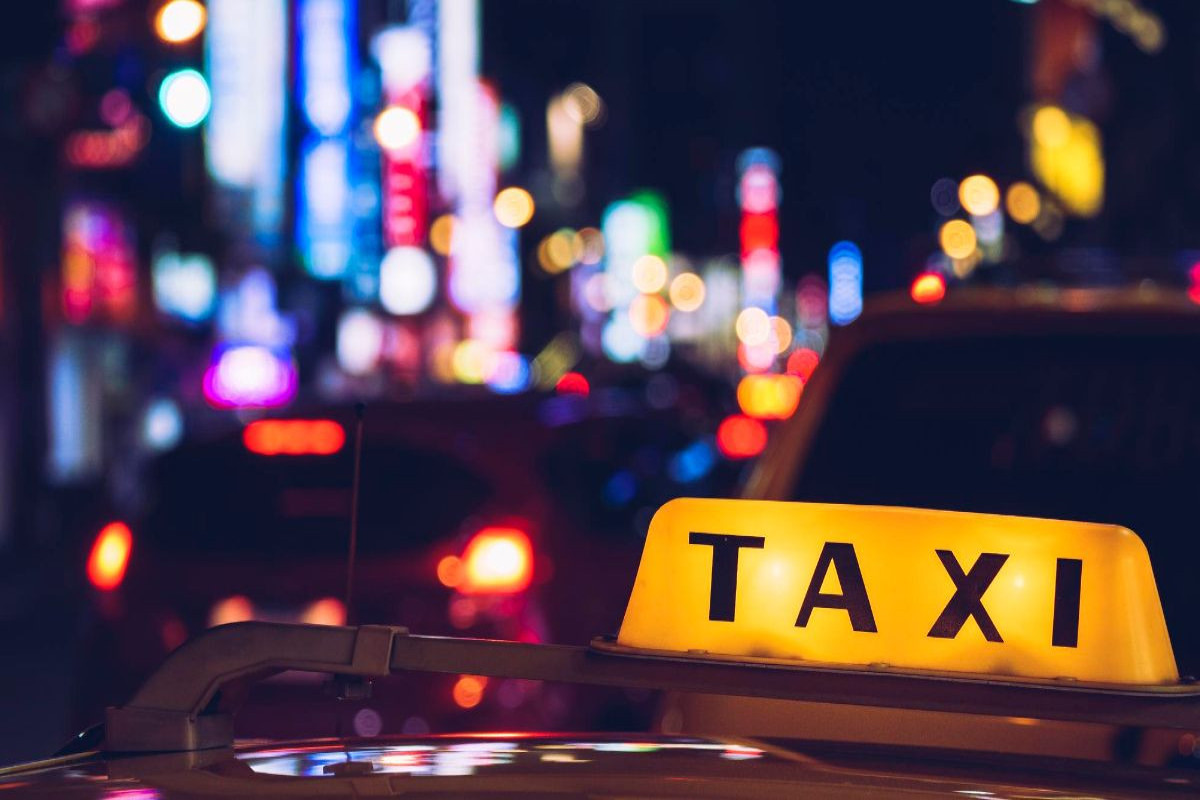 Минтранс Азербайджана сделал предупреждение компаниям такси
