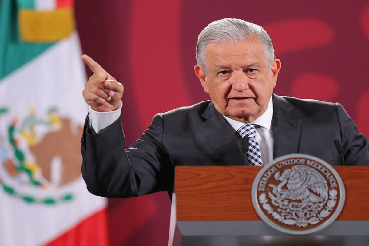 США придется научиться уважать нас - Президент Мексики  