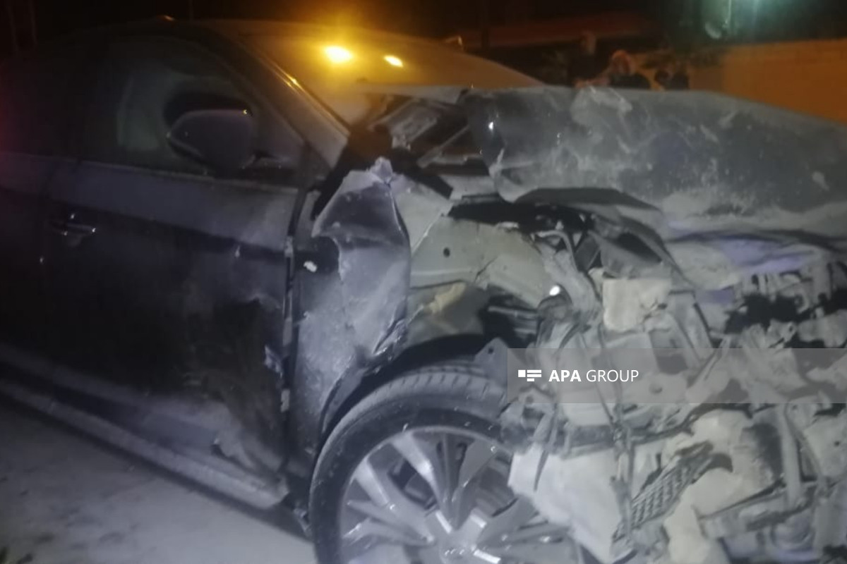 В Лянкяране в ДТП погиб водитель, тяжело ранен пассажир-ФОТО 