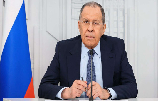 Лавров об итогах трехсторонней встречи: Азербайджан и Армения работают над проектом мирного договора