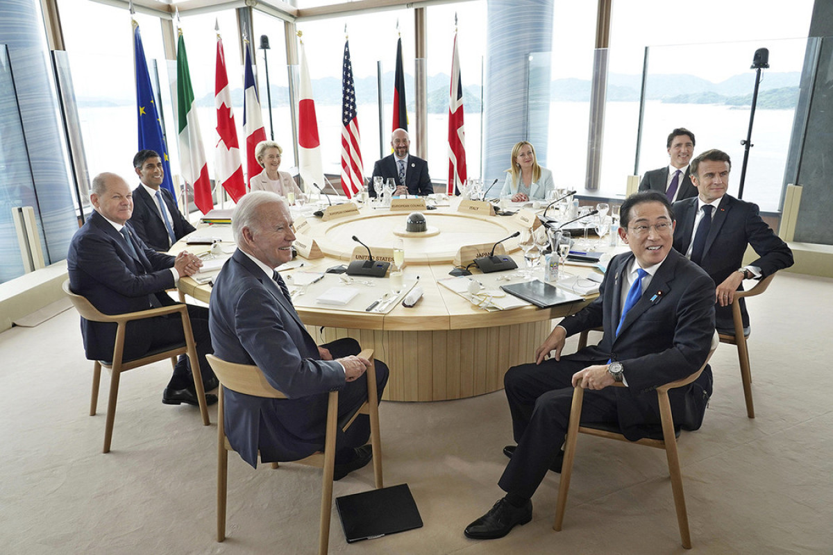 Лидеры G7 за день до окончания саммита в Хиросиме приняли итоговое коммюнике